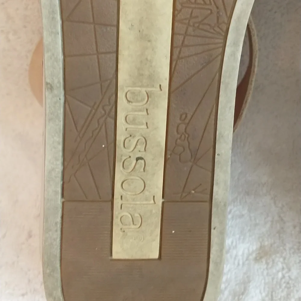 Bussola Wide Strap‎ Sandal Postdam Style, Buttery Soft Leather, Size Women's 9.5